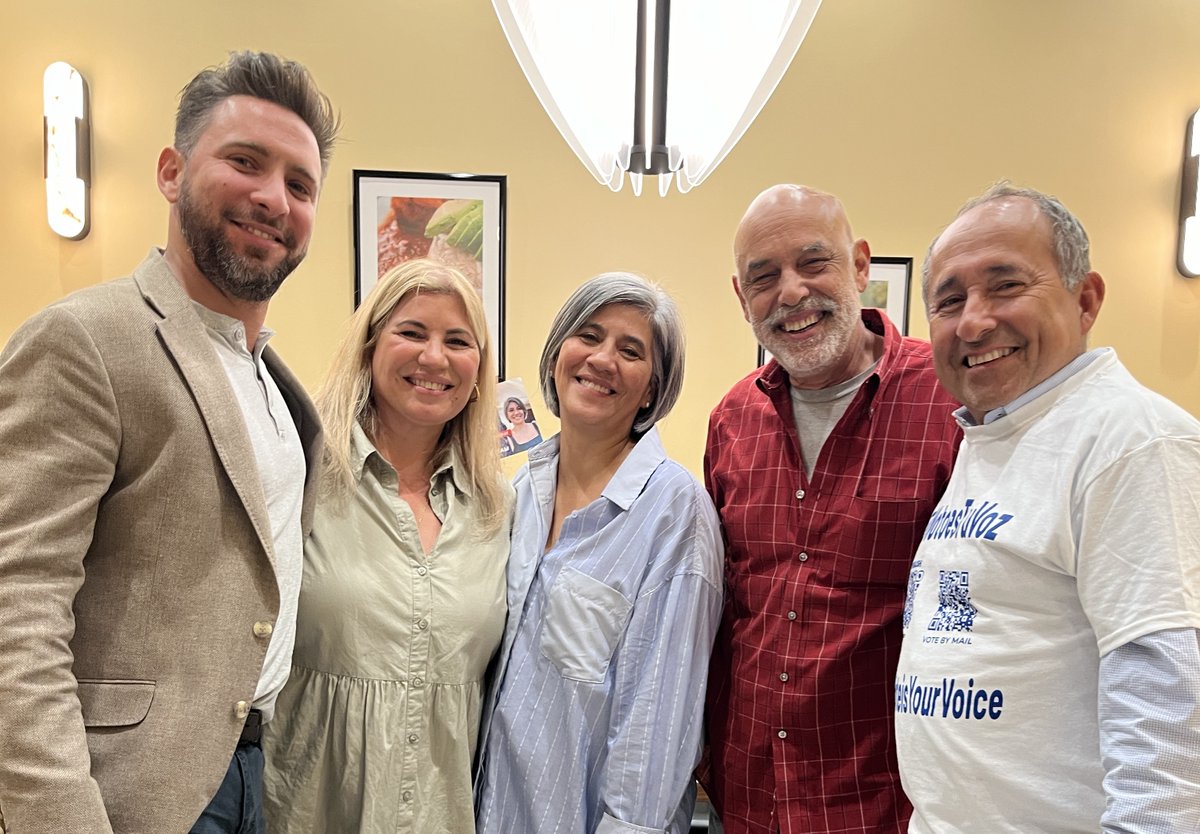 Supporting our Hispanic Small Business last night brought Latino entrepreneurs from <a href="/pbcgov/">Palm Beach County</a> together to share some challenges and many opportunities available.  Guest speaker Jorge Sigler Garcia's presentation was so engaging and informative.Thank you all for attending. #Acércate