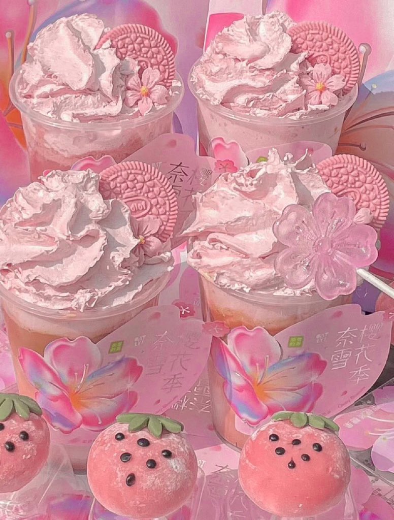 piinkimi_'s tweet photo. cherry blossom latte https://t.co/sOseCiJl2V
