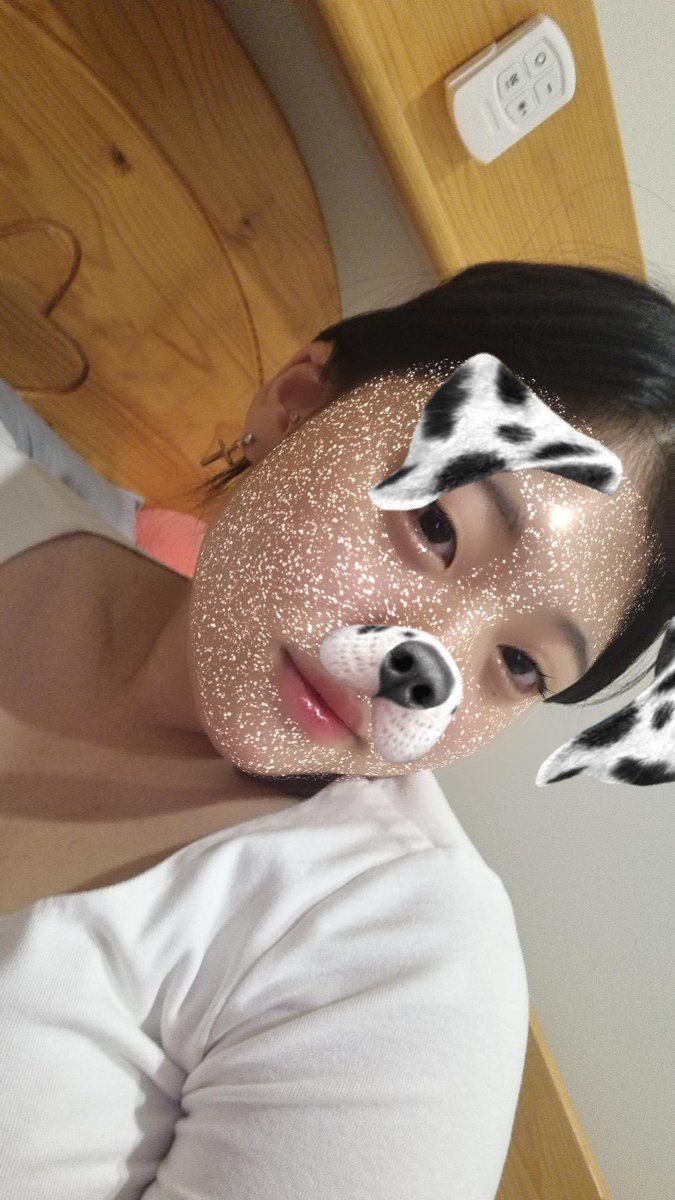 Mm0x_she_devil's tweet photo. #일상계 #일상 #일상트 잘자요 공주님🤍 https://t.co/8cweCIyoV7