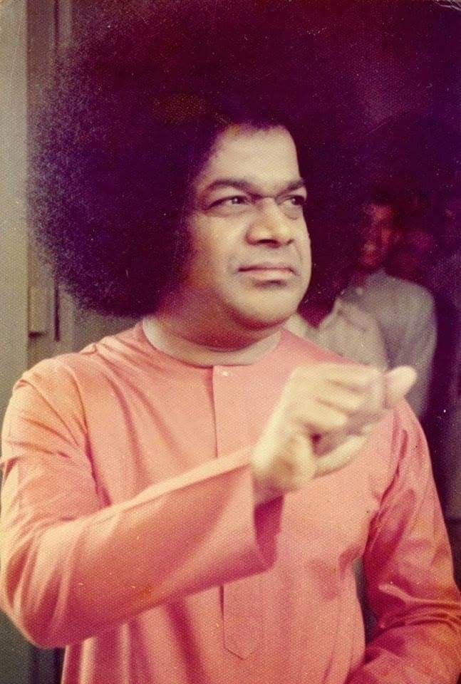 Swami :  “Every word has a deep meaning. Take, for instance, the name ‘Sathya Sai’. ‘Sathya’ stands for Rig Veda. ‘Sa’, ‘Aa’ and ‘Ya’ in ‘Sai’ stand for Sama Veda, Atharva Veda and Yajur Veda, respectively. Therefore, ‘Sathya Sai’ is the very personification of the four Vedas.”