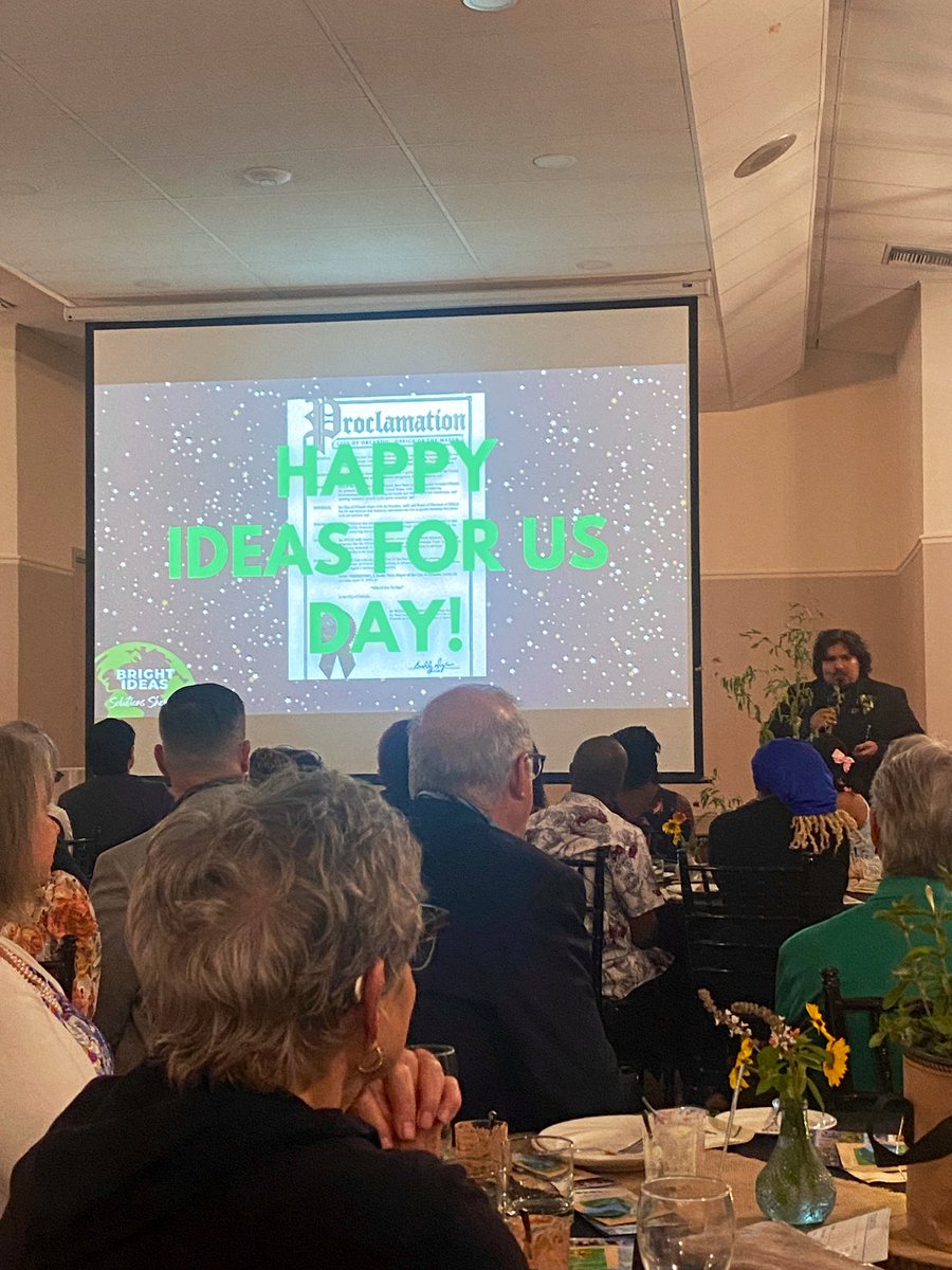 RachelKenty's tweet photo. Happy IDEAS For Us Day to @climate1stbank friends @IDEAStweetsUs …great to celebrate with you yesterday at @meadgarden 💚 💙 👏 https://t.co/FLKYPSyE2p