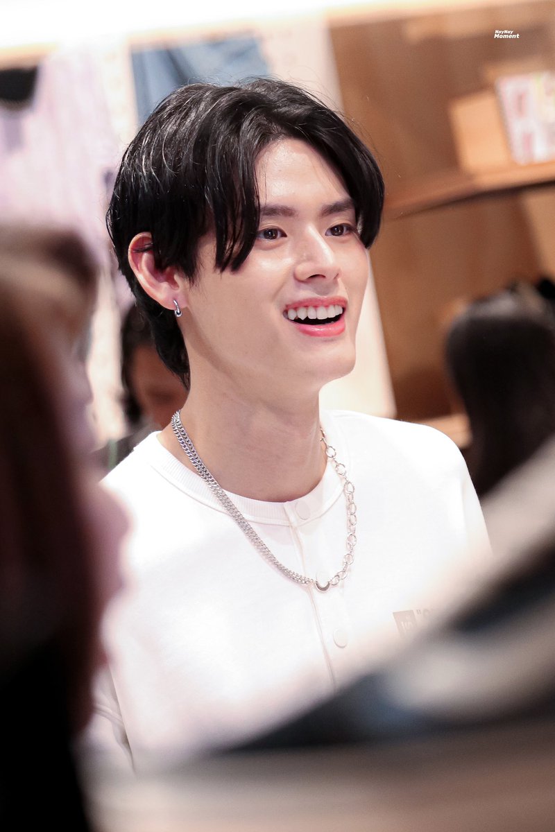 naynaymoment's tweet photo. 240411 #NAY_PERSES
#Vans #VansTH
ปากหัวใจยิ้มหวานน
#VansThailand
#PERSES_TH #PERSES #เพอร์เซส https://t.co/yszRrfiiCU