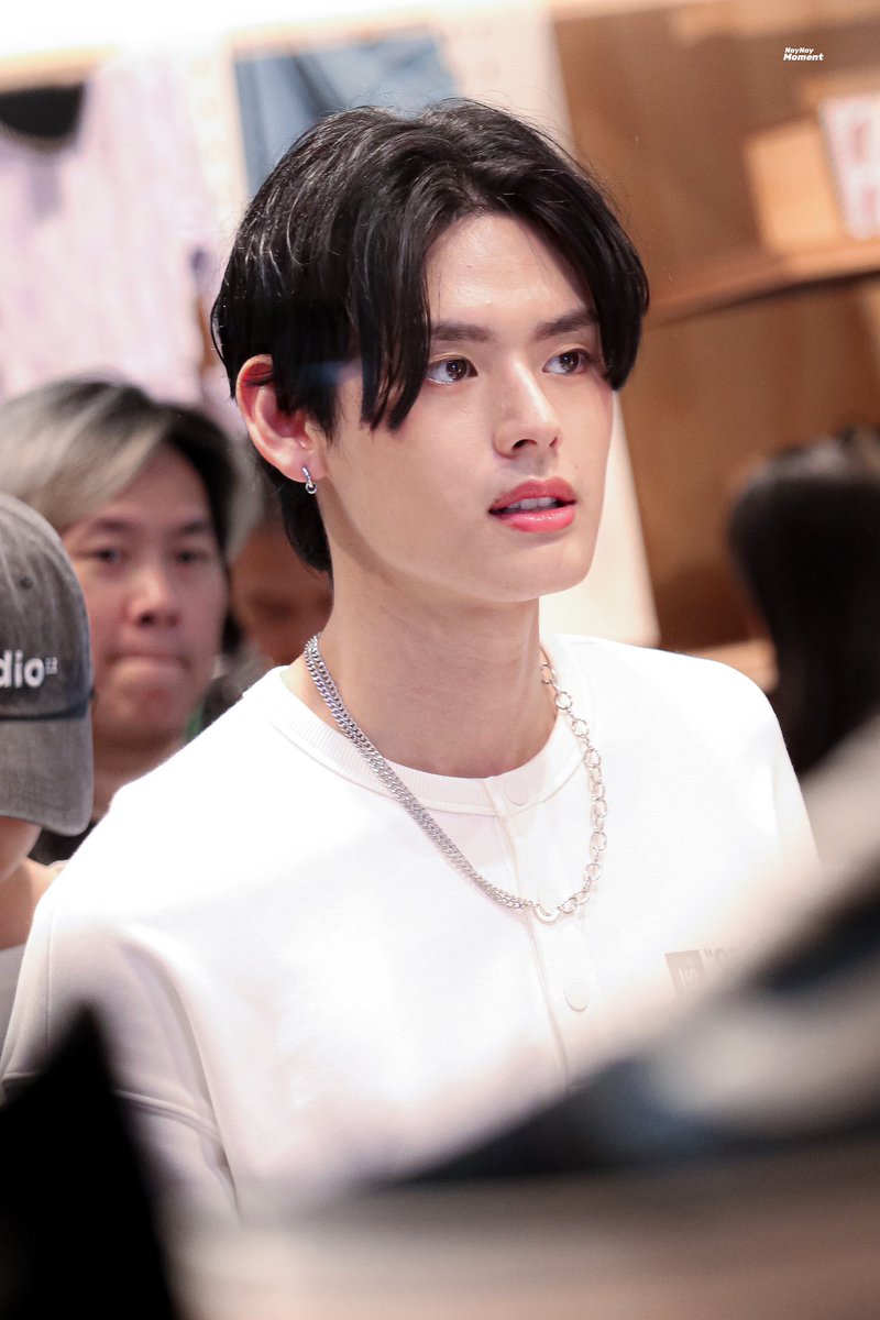 naynaymoment's tweet photo. 240411 #NAY_PERSES
#Vans #VansTH
ปากหัวใจยิ้มหวานน
#VansThailand
#PERSES_TH #PERSES #เพอร์เซส https://t.co/yszRrfiiCU