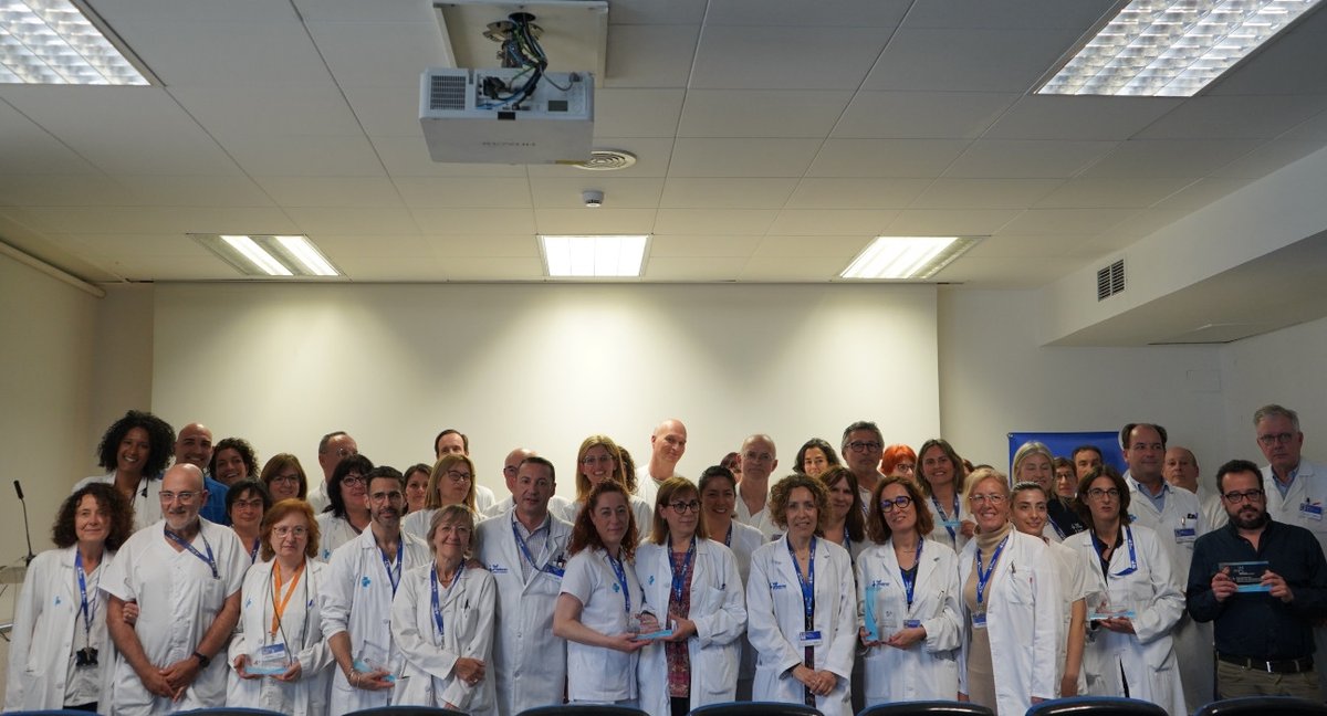 Els Serveis i les Direccions de <a href="/vallhebron/">Vall d'Hebron</a> destacats en el top 5 en el rànquing Monitor de Reputació Sanitària 2023, impulsat per <a href="/mercoranking/">Merco</a>, reben els guardons🏆

Enhorabona a tots els Serveis premiats per la seva dedicació, esforç i professionalitat👏