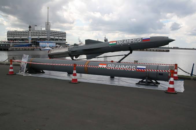 Report: India to hand over the 1st Brahmos Missile to the Phillipines tomorrow, 19th April. #BrahMos Note: Representational Image Only