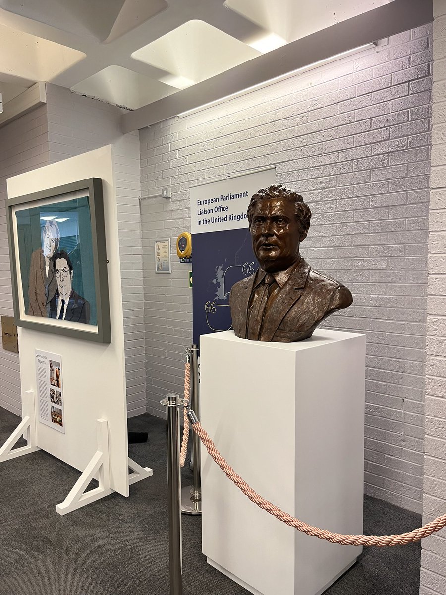 Great to see the European Parliament and @humefoundation exhibition marking John Hume’s historic journey from civil rights to the Nobel Peace Prize now on the @UlsterUni Coleraine campus. Wonderful launch and discussion @EPinUK #WeAreUU