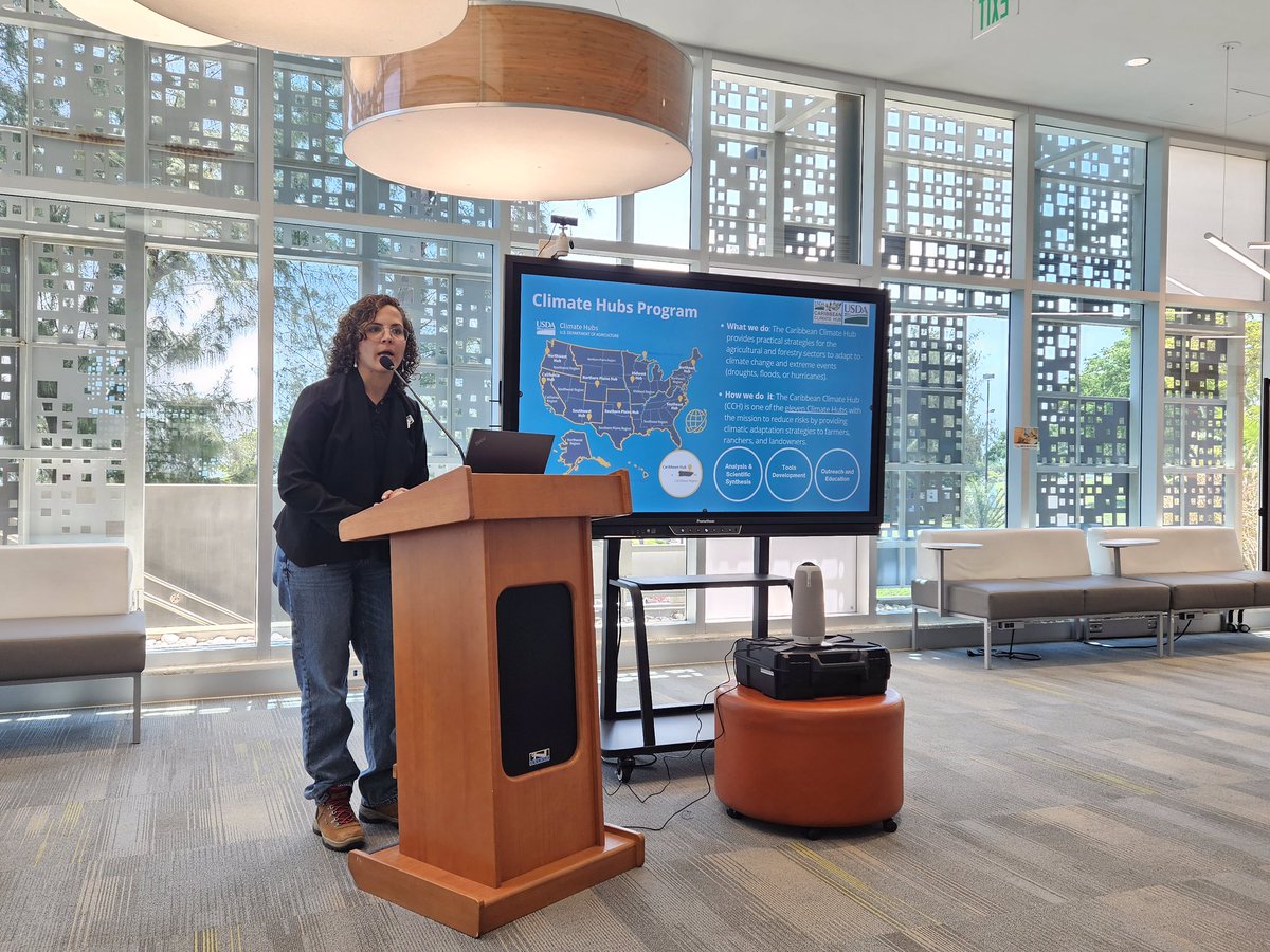 El 20 y 21 de marzo, la Dra. Loderay Bracero Marrero participó en la reunión del Caribbean Community of Practice.

Se presentó la lÃínea de trabajo del C,imate Hub. El propósito de estas reuniones es fortalecer las colaboraciones entre conservacionistas, investigadores y socios.