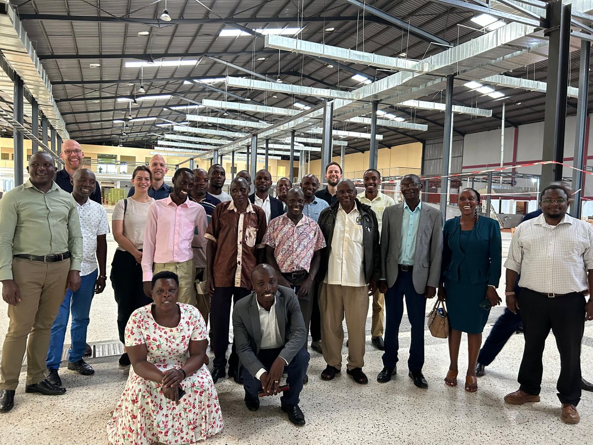 Over the past weeks, @RVO_Nederland visited Uganda to learn about the collaboration between Dutch and Ugandan companies in soy-, sesame- and shea value chains in Northern Uganda 🫛🌱 And inspiring and insightful visit about the strength of #partnerships!