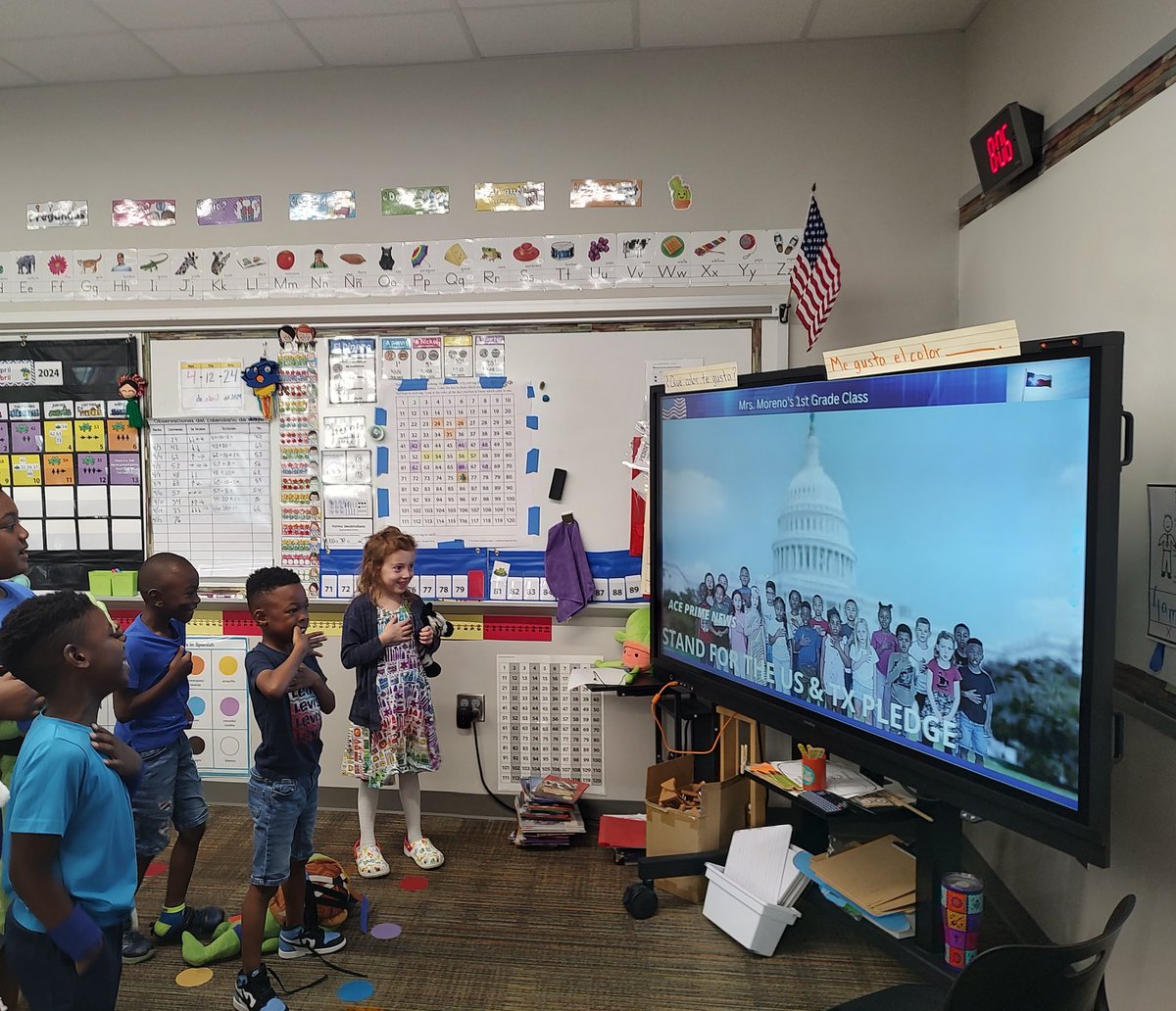 My ACE Aves 🐦 got to do the pledge this week for our ACE Prime News. They were so excited to see themselves on the screen. @ACE_SIP21 @HumbleISD_ACE