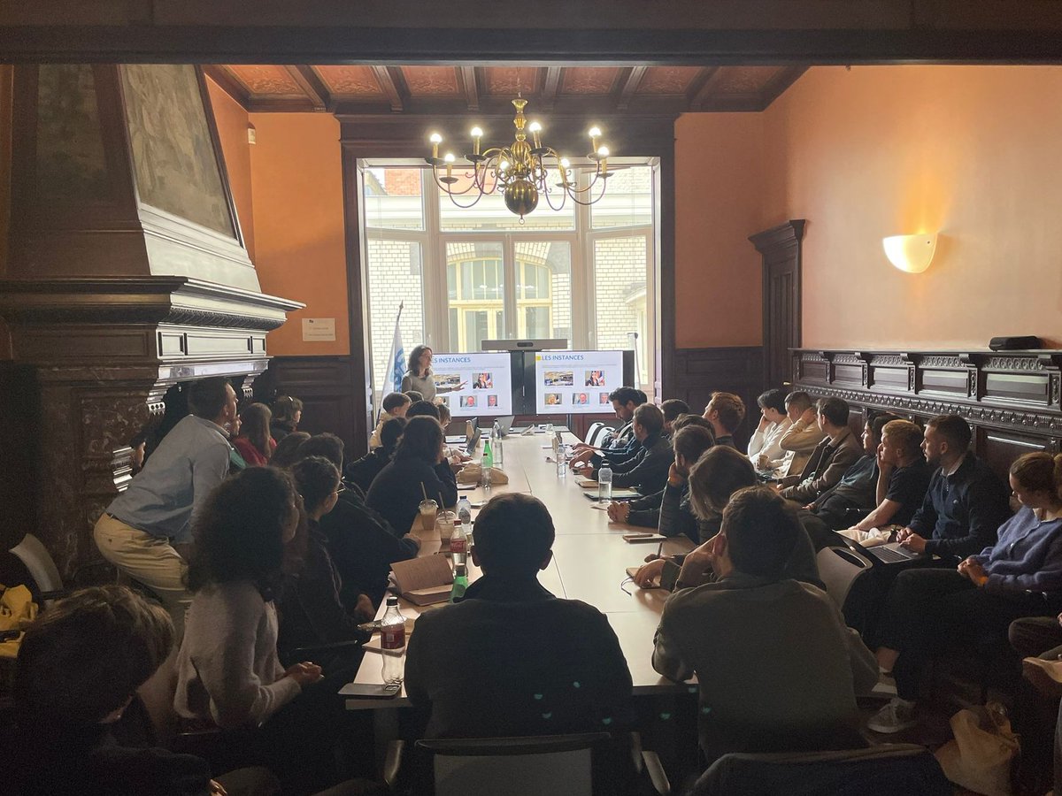 👩‍🎓👨‍🎓 Nous avons eu le plaisir d'accueillir mercredi dernier des étudiants de l'@universitereims afin de présenter le travail de notre représentation régionale. Merci de votre visite !