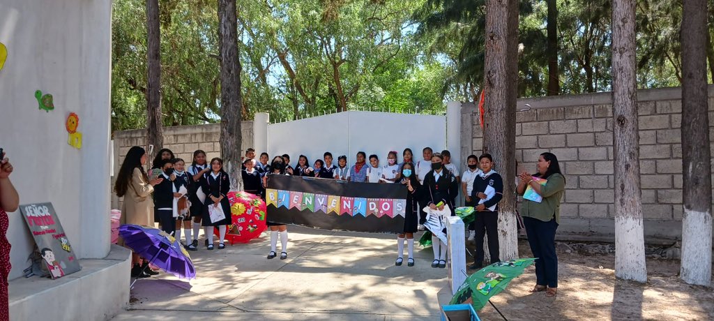 Observa_Acción ER con México. Hoy nuestra expedición educativa de docentes de Castilla y León visitan el Centro Educativo Emiliano Zapata. 
#ERCyL @educacionFB #FormacionCyL #Observa_Acción @educacyl @proediap