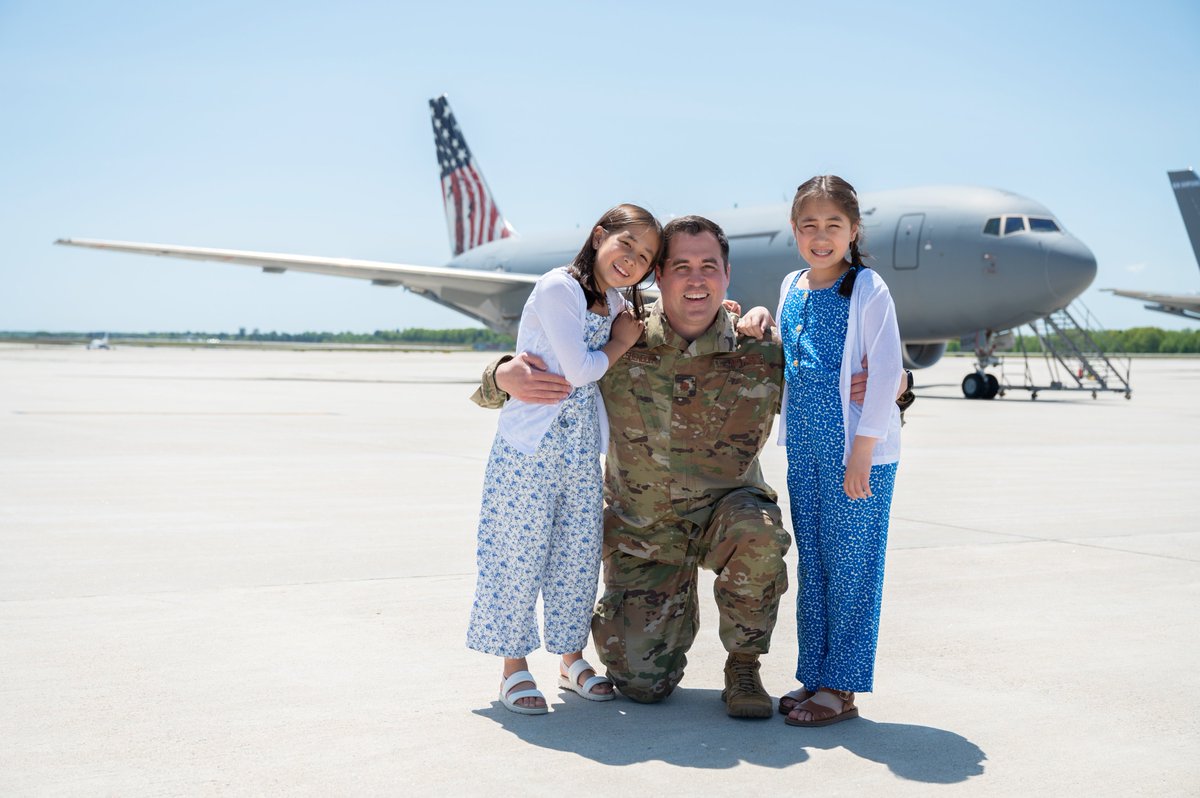 Time to salute the real MVPs🫡
💜
April is the month of the military child- we are excited to celebrate all the love and joyful chaos our Pease kiddos bring to the mission. These resilient young heroes sacrifice so much to support their families and the nation.