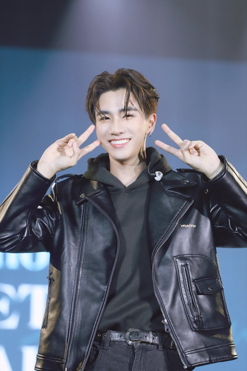 Miss u sol sol much 🖤🐯

@perthppe
#PerthTanapon #KDPPE