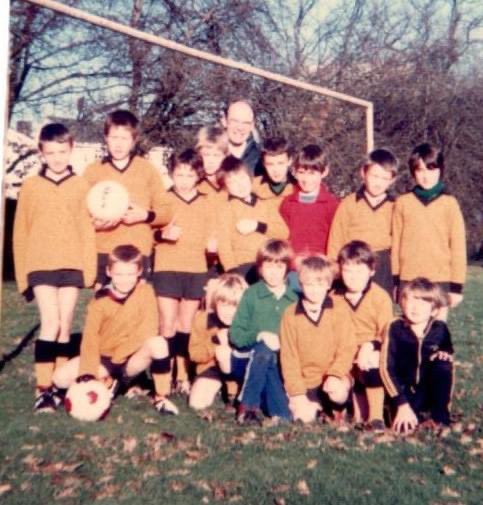 Posted over on facebook 
The first ever Castell Coch football team 
Did this become @TongwynlaisFC ? 
Great picture 
But I’m not sure about those kit colours ? @Adrian845116221 ? 
#Welshfootballmemories