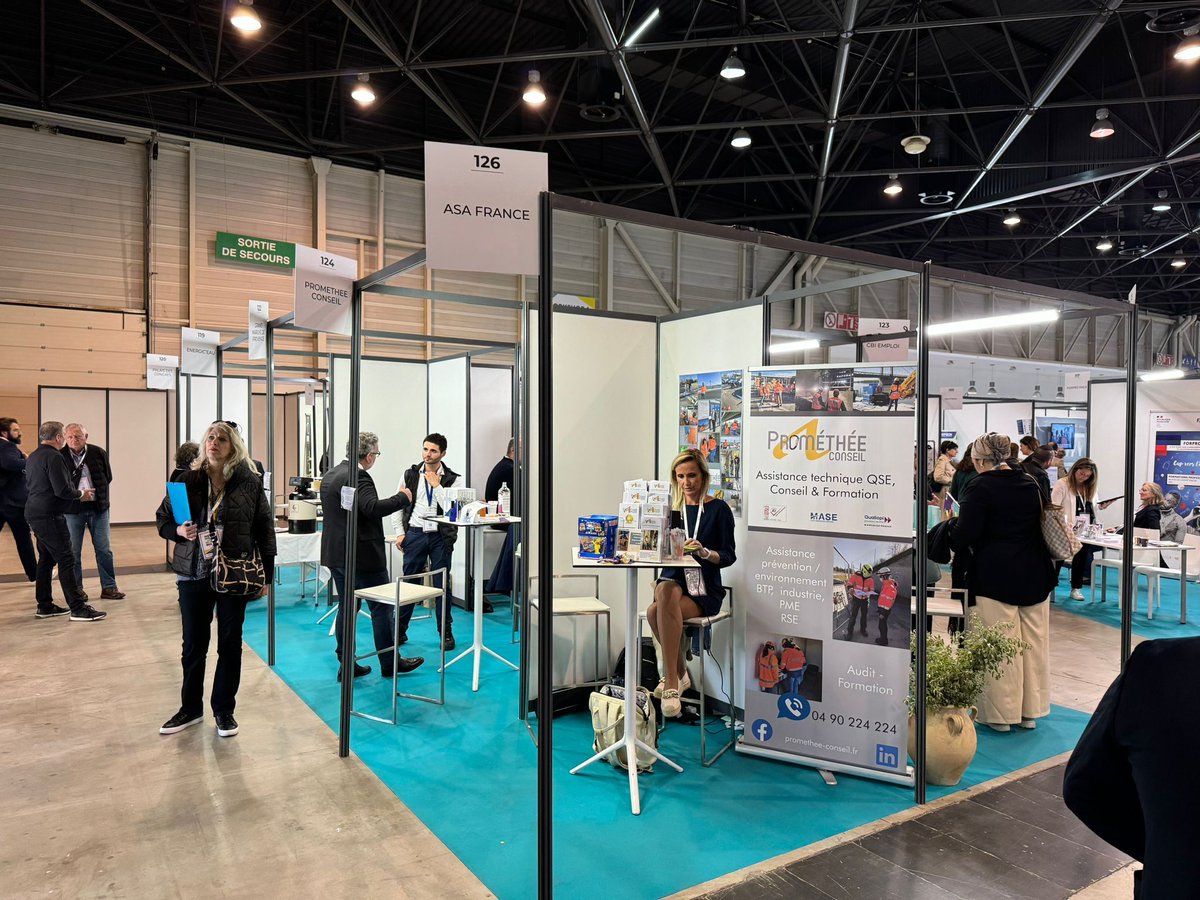 [#Live🔴]
✂ La @ccipaysarles a participé ce matin à l'inauguration du salon #MadeInPMESud organisé pr <a href="/CPMESUD/">CPME SUD Provence-Alpes-Côtes-d’Azur</a>

👋 Retrouvez-ns jusqu'à demain sr le village #PaysDArles &amp; rencontrez les entreprises de notre territoire

#Networking #Business

<a href="/StephanePaglia/">Stéphane Paglia</a> <a href="/seb2philibert/">Sébastien Philibert</a>