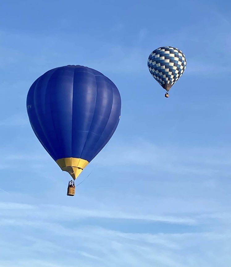 Dans le ciel du #Gers ! 
Prendre de la hauteur 🩵