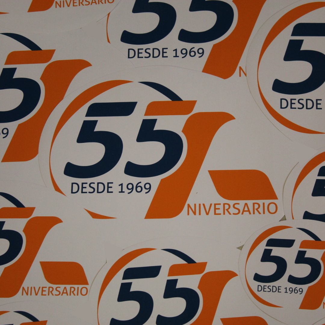 ¡Nuestra empresa @alcamarcarretillas celebra su 55º Aniversario!🎉 Desde 1969, elevando soluciones en sector de la manutención. ¡Brindamos por muchos años más de crecimiento, innovación y compromiso con nuestros clientes! #GrupoInfical #Alcamar #Aniversario