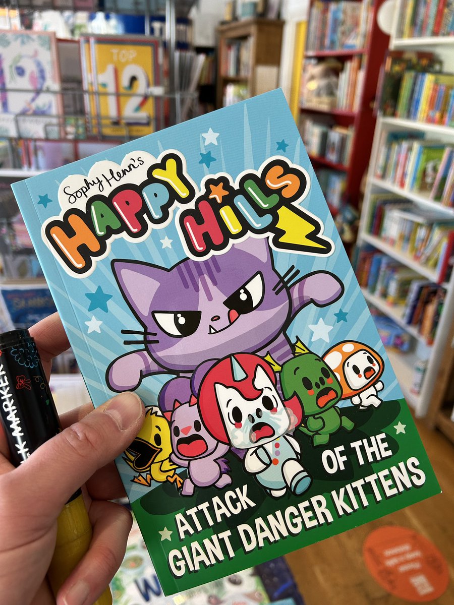 THE FIRST SPOTTING OF A GIANT DANGER KITTEN OUT IN THE WILD…at the most marvellous @booknookhove…in the hand of the most marvellous @StevenLenton… Do share any spottings… #HappyHillsAttackoftheGiantDangerKittens #HappyHills