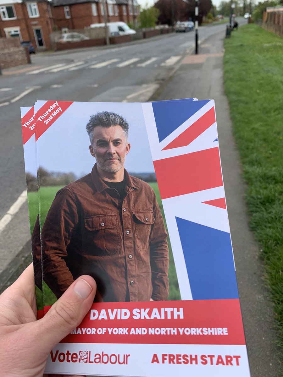 Good to be out in Sherburn delivering leaflets for @DSkaith Vote Labour for Mayor of York and North Yorkshire on 2nd May 🌹