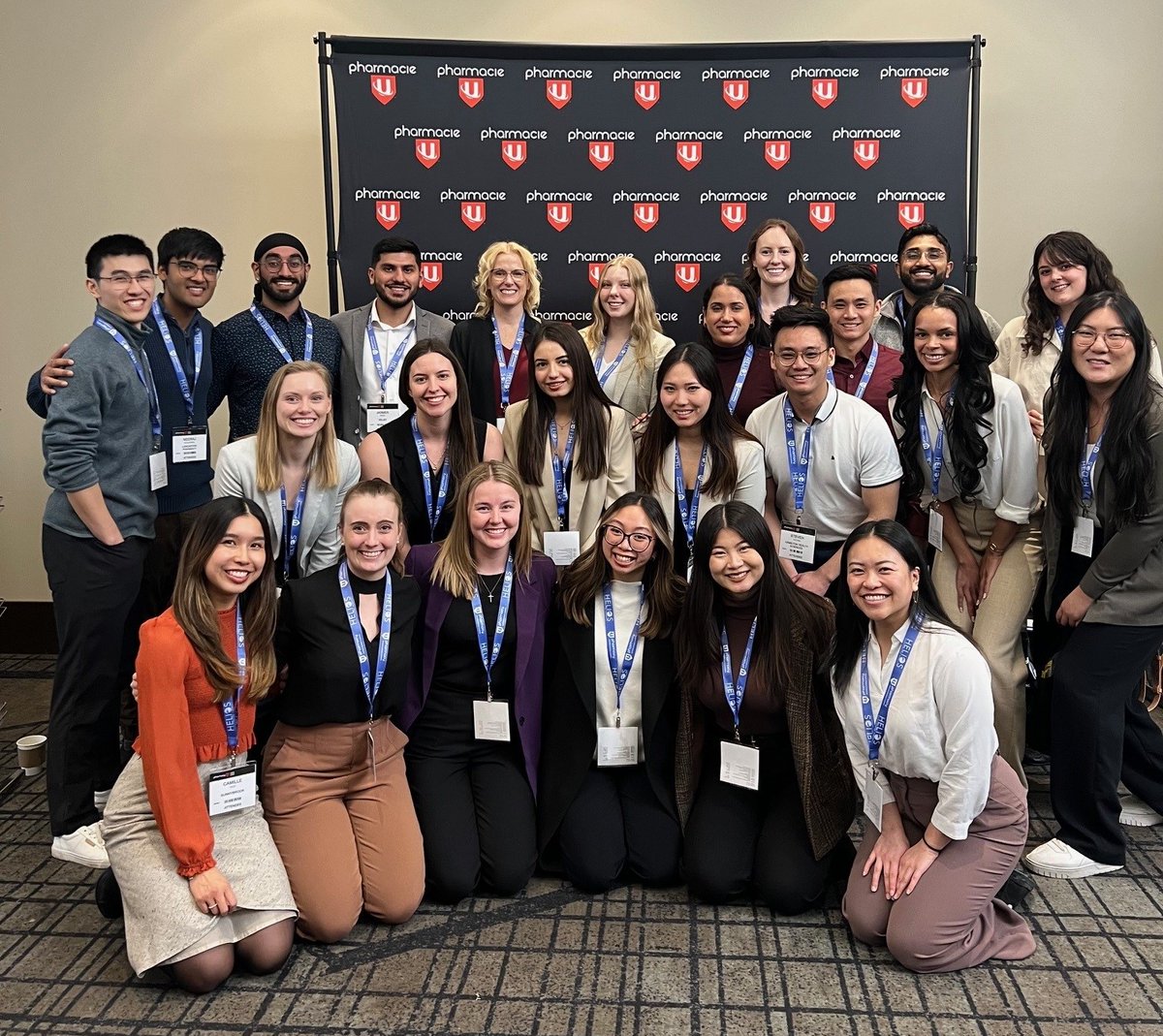 It was so great to see and connect with our #WaterlooPharmacy students and alumni at the @PharmacyU conference this past weekend! #PharmacyU