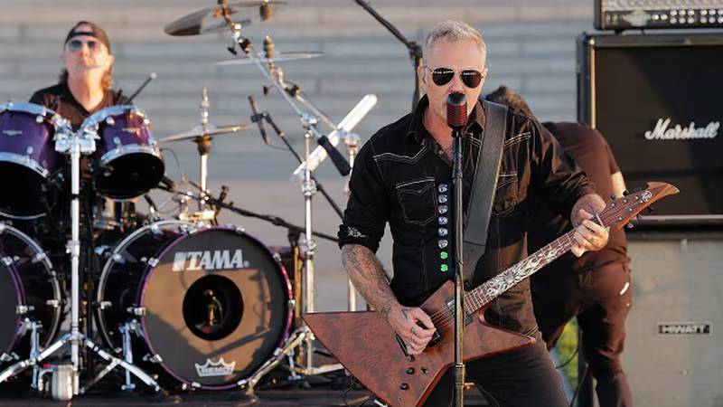 @Metallica's #JamesHetfield reveals new #Tattoo made with #Lemmy's ashes. Do you have a #Rock star tattoo? Reply with a pic. 1033theeagle.com/news/metallica… - @JoeRockOK #Rock #ClassicRock #Metal #HeavyMetal #Metallica #1033TheEagle