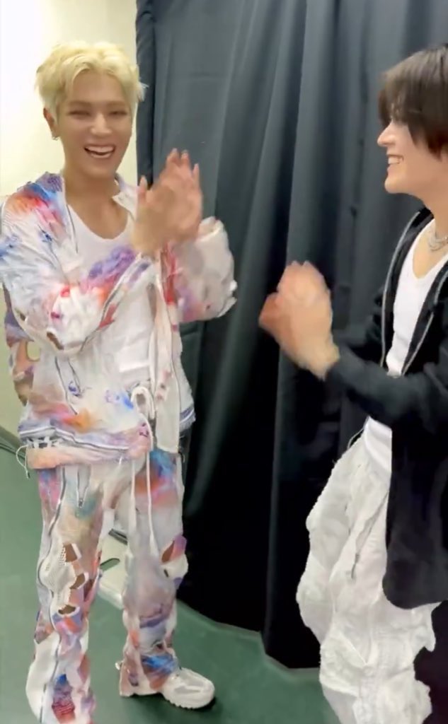 yuta always does tiktok for taeyong only 🥲 and taeyong said yuta always shows his cute side to taeyong only 🥲🥲