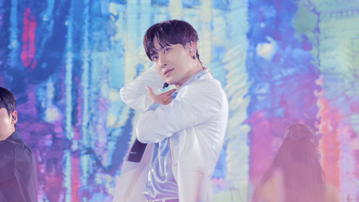 ZHOUMIofficial tweet media