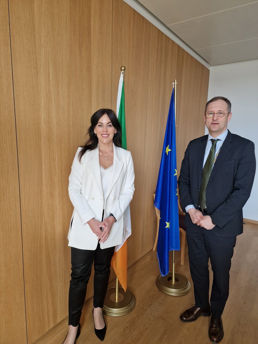 Great to meet @carrolljennifer new #EU🇪🇺 affairs minister from #Ireland 🇮🇪 We need to jointly defend our values, protect our EU against all possible threats & support Ukraine to the victory. Looking forward to working closely together in #GAC.