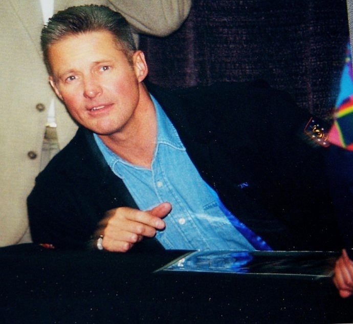 Throwback to Grand Slam Con Pasadena, CA 1997 #bruceboxleitner #babylon5 #tbt #forgottenphotos #35mm #photography