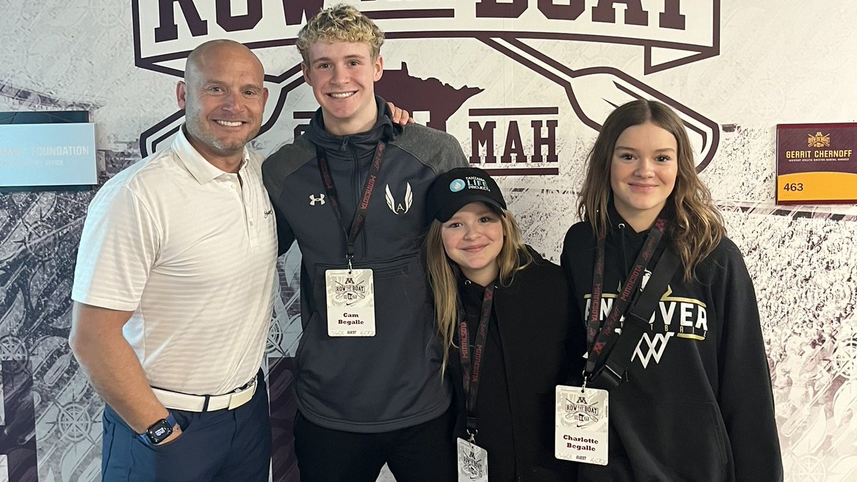 .@AndoverHuskies head coach @FBCoachDevelice details what the #Gophers are getting in their new wide receiver commit, @CameronBegalle. 'He's an explosive playmaker that causes serious matchup problems for a lot of teams.' 247sports.com/college/minnes…