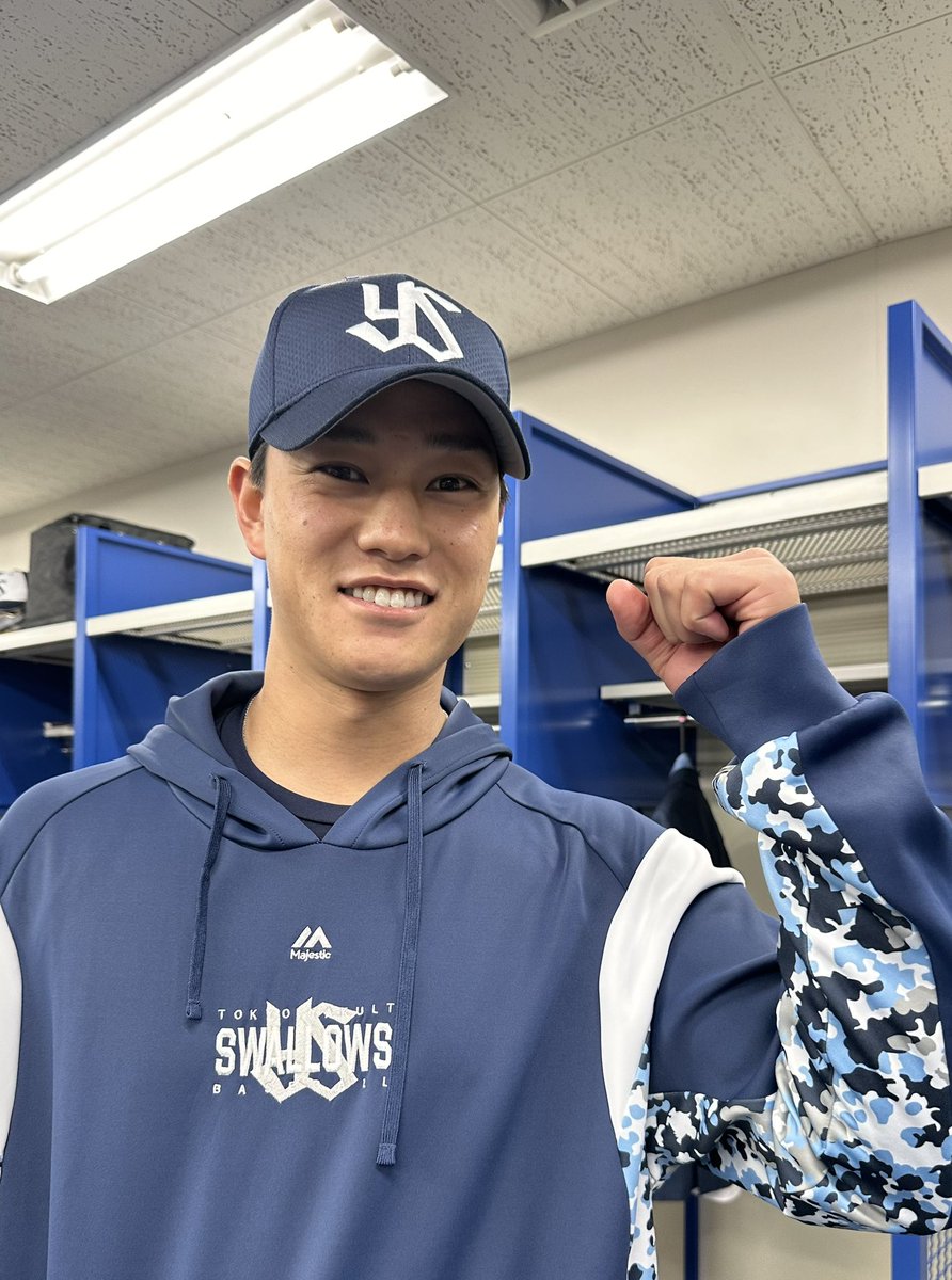 ムネ
初回に逆方向の２ラン
ありがとう

ケイジ
1勝目おめでとう
次も頼んだ

#ヤり返せ
#swallows
#村上宗隆
#高橋奎二