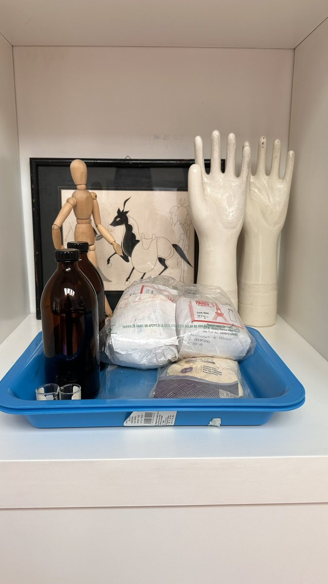 Volver …
Cianotipia