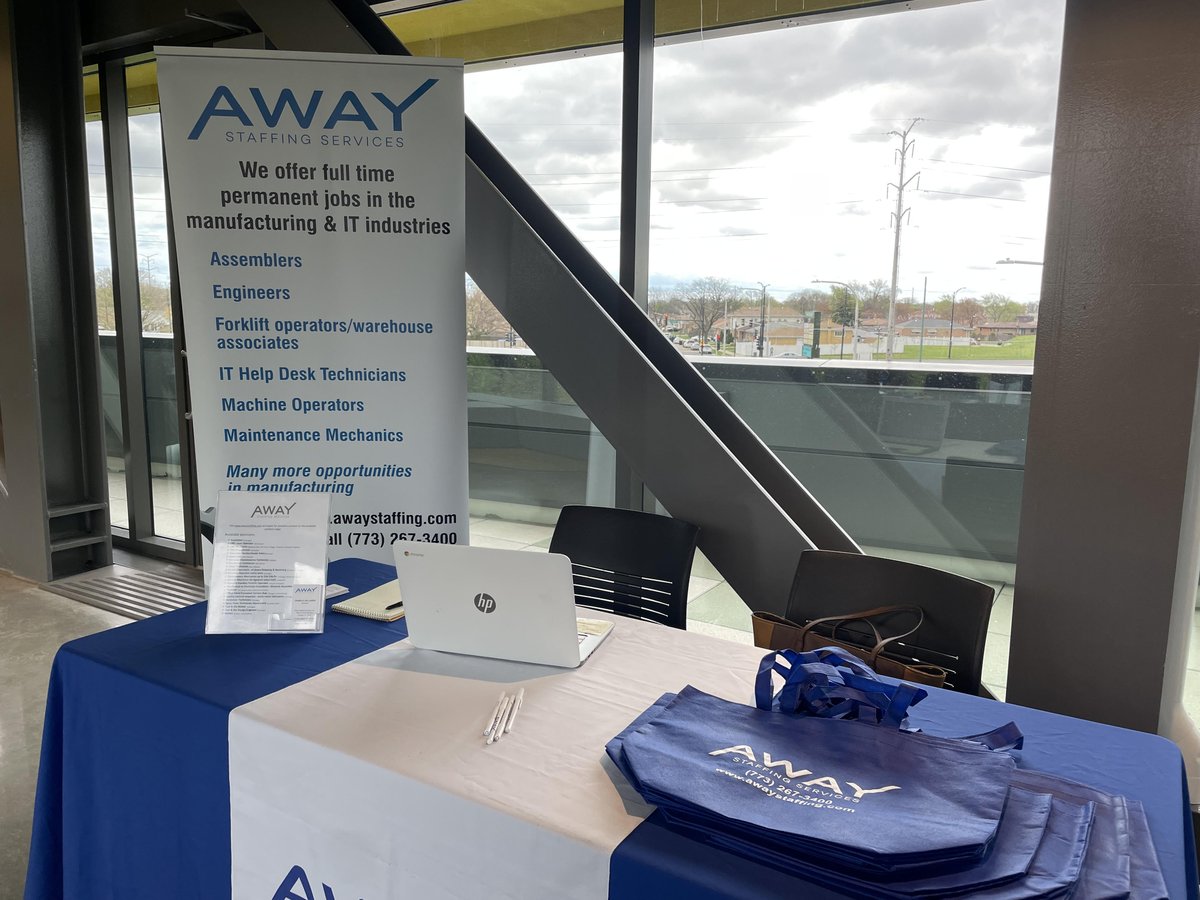 A huge thank you to everyone who joined us yesterday at the Job Fair hosted at Daley College! It was wonderful connecting with all the job seekers. We're truly excited about the potential to assist you in finding future opportunities! #awaystaffing #NowHiring2024 #newopportunity