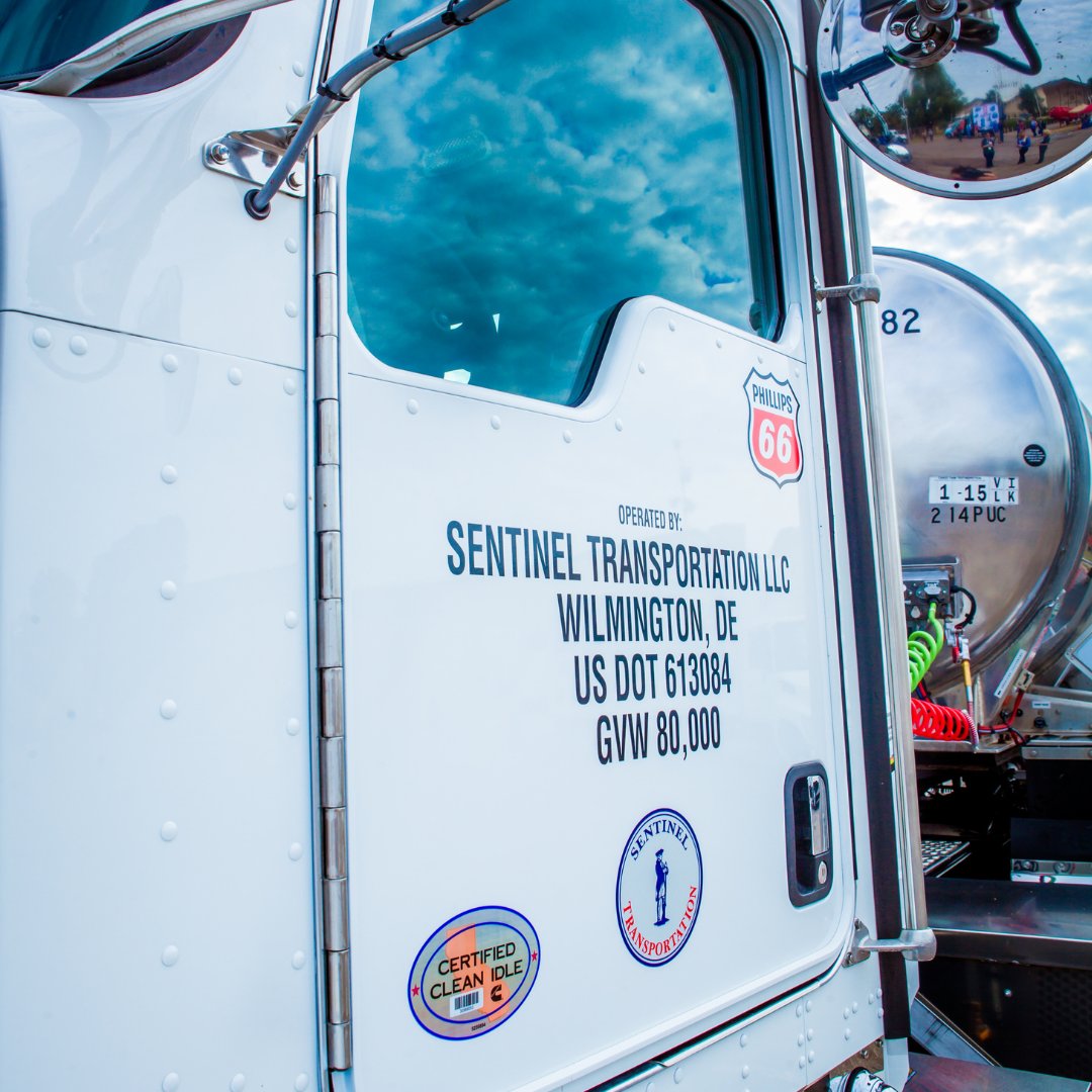 Enjoying #TBT with this great photo taken of one of our trucks a few years back 🫶 🙌 
#SentinelTransportation #Sentinel #ThankATrucker #Trucking