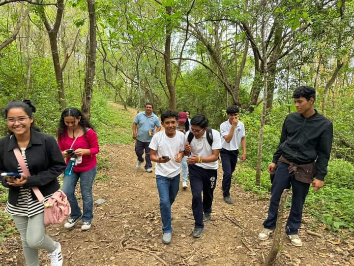 Nicaragua, siempre bella, ofreciendo Cultura, desarrollo economico, cooperaciones con paises hermanados y donde el pueblo presidente trabajamos, estudiamos, nos recreamos en Paz y Seguridad #SomosVictoriasVerdaderas Viva DOS!!!! #PLOMO19 @QuenriM @ElCuerv0Nica @mijamart88