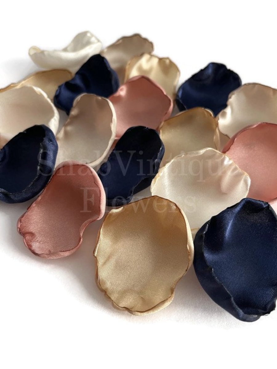 Transform your special day into a tale of elegance with ShabVintiqueFlowers' enchanting Navy Blue, Rose Gold, Gold, Ivory, and Champagne Flower Petals! 🌹✨ Create an unforgettable ambiance perfect for weddings, birthday parties, or any celebration deserving a touch of class.