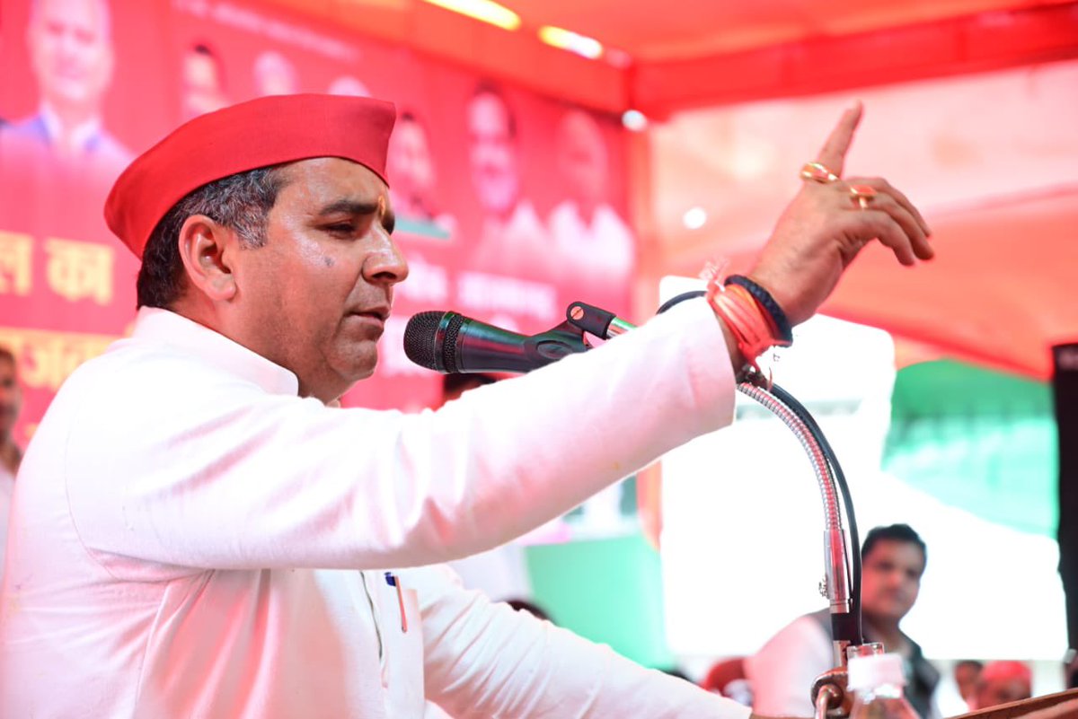 meamitsaifai15's tweet image. नेताजी का मान चुनेगा 
आज़मगढ़ सम्मान चुनेगा ।।

#Azamgarh #DharmendraYadav 
@MPDharmendraYdv @ydv_sarvesh