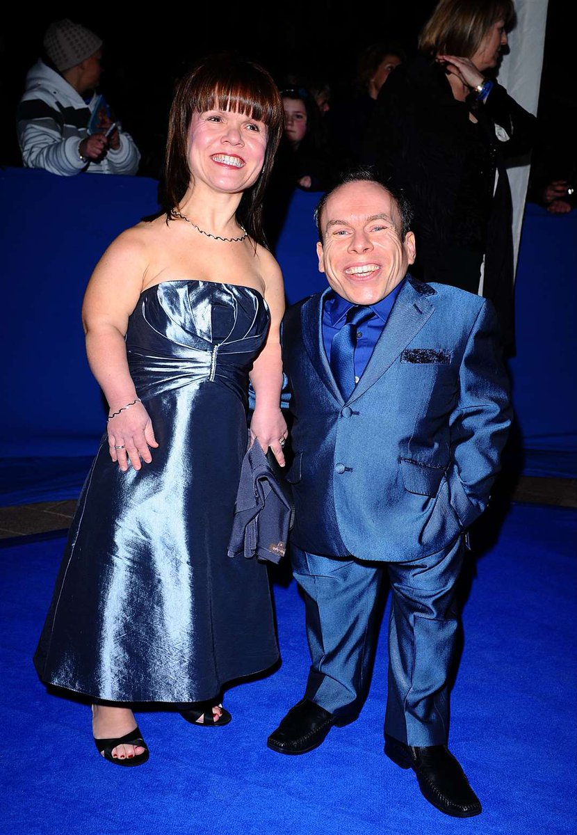 A terrible loss to which the IJPG Project wishes to pay tribute. The passing of actor Warwick Davis' wife at the young age of 53 has shocked all of us who knew her. Rest in Peace, Samantha Davis.