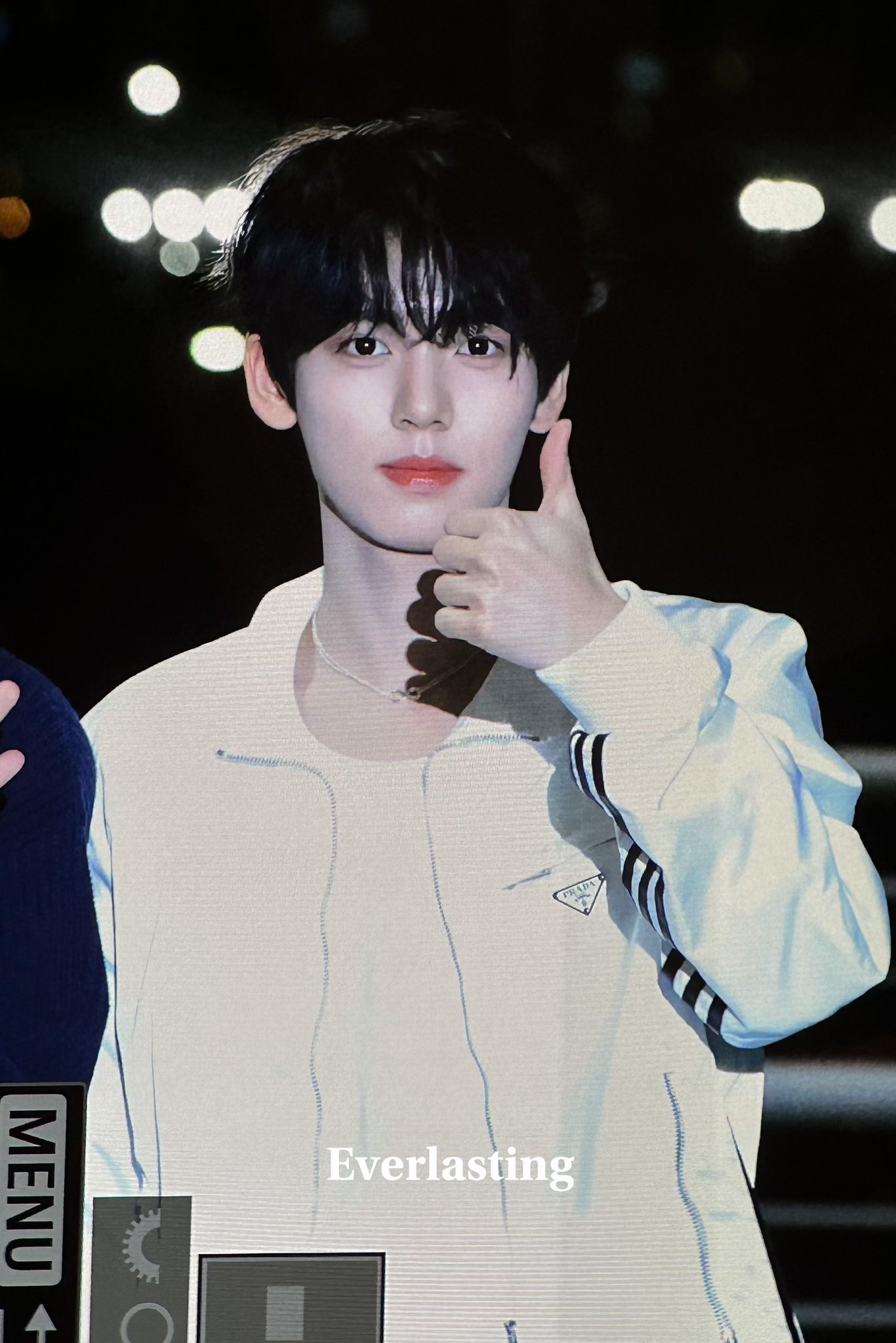 ai　PRADA アウター 한유진 옷장 on X: 