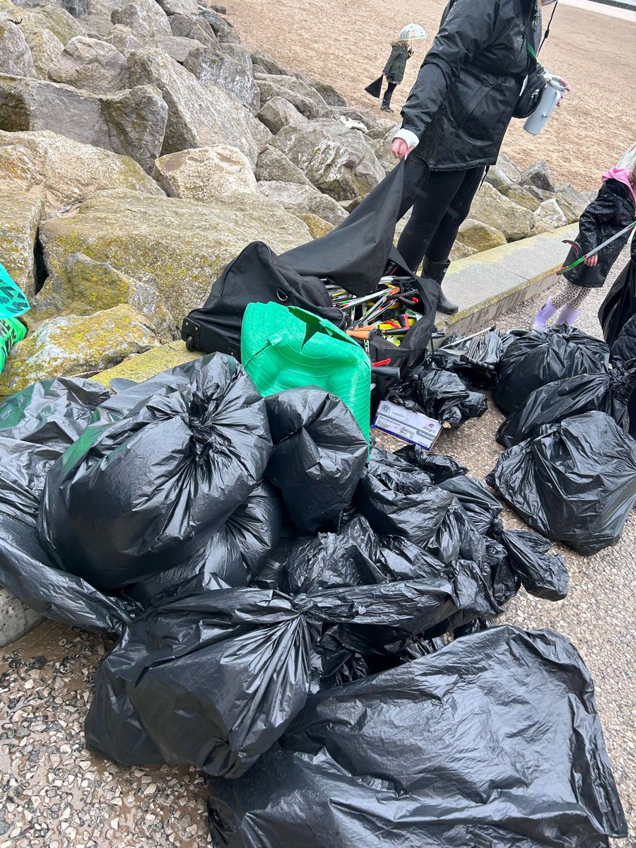 Overchurch Infants tweet media