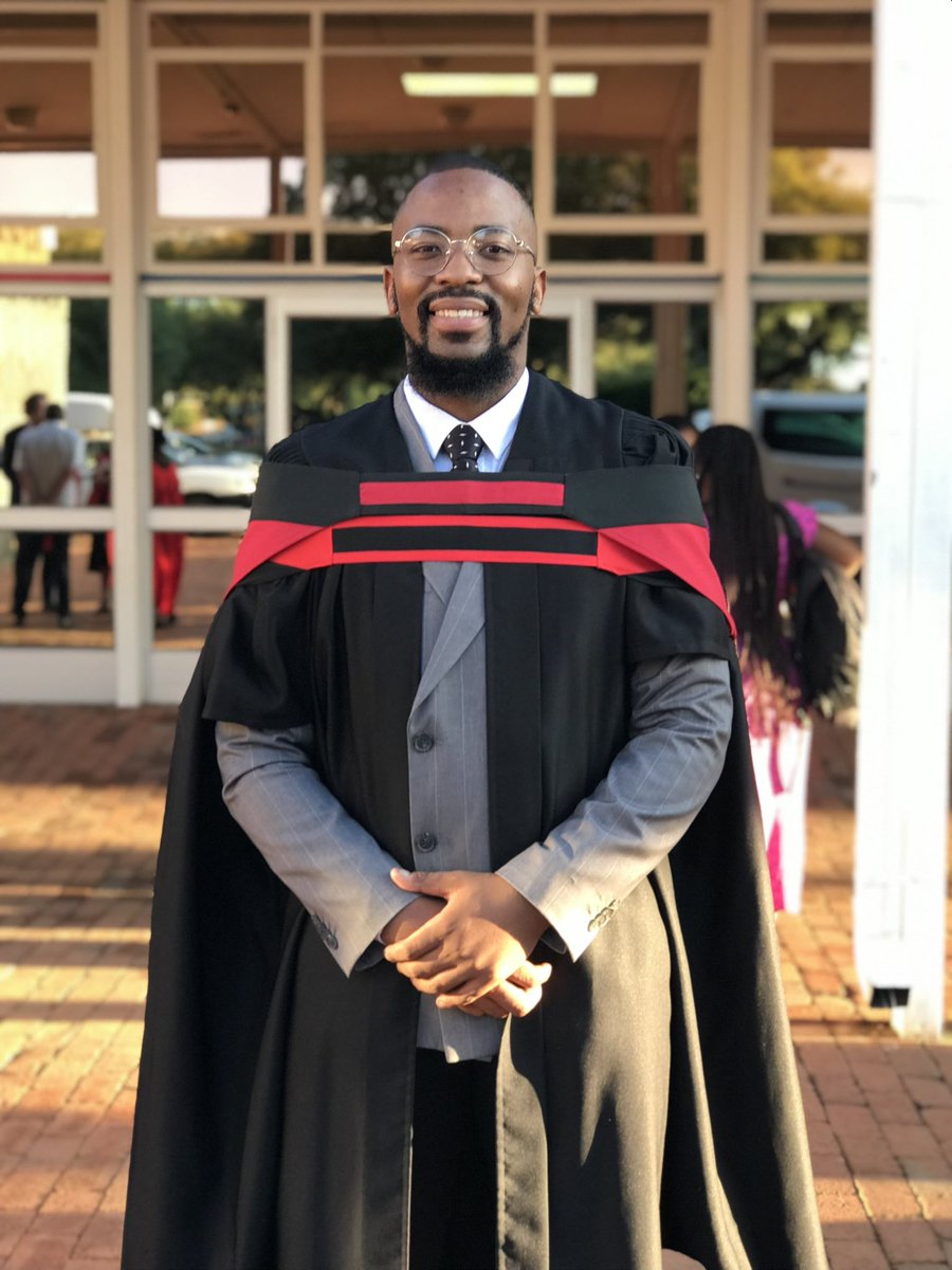 I did a thing today🎓🔥

#UFSGraduation2024