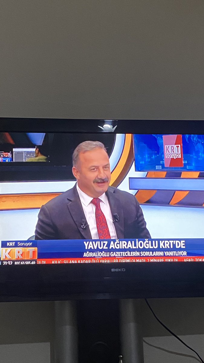 Kucaklayıcı bir Siyaset, 
Sarsılmaz bir Ahlâk, 
Çelikten bir İrade, 
İlkeli bir karakterin adıdır
#YavuzAğıralioğlu
#KRTTV