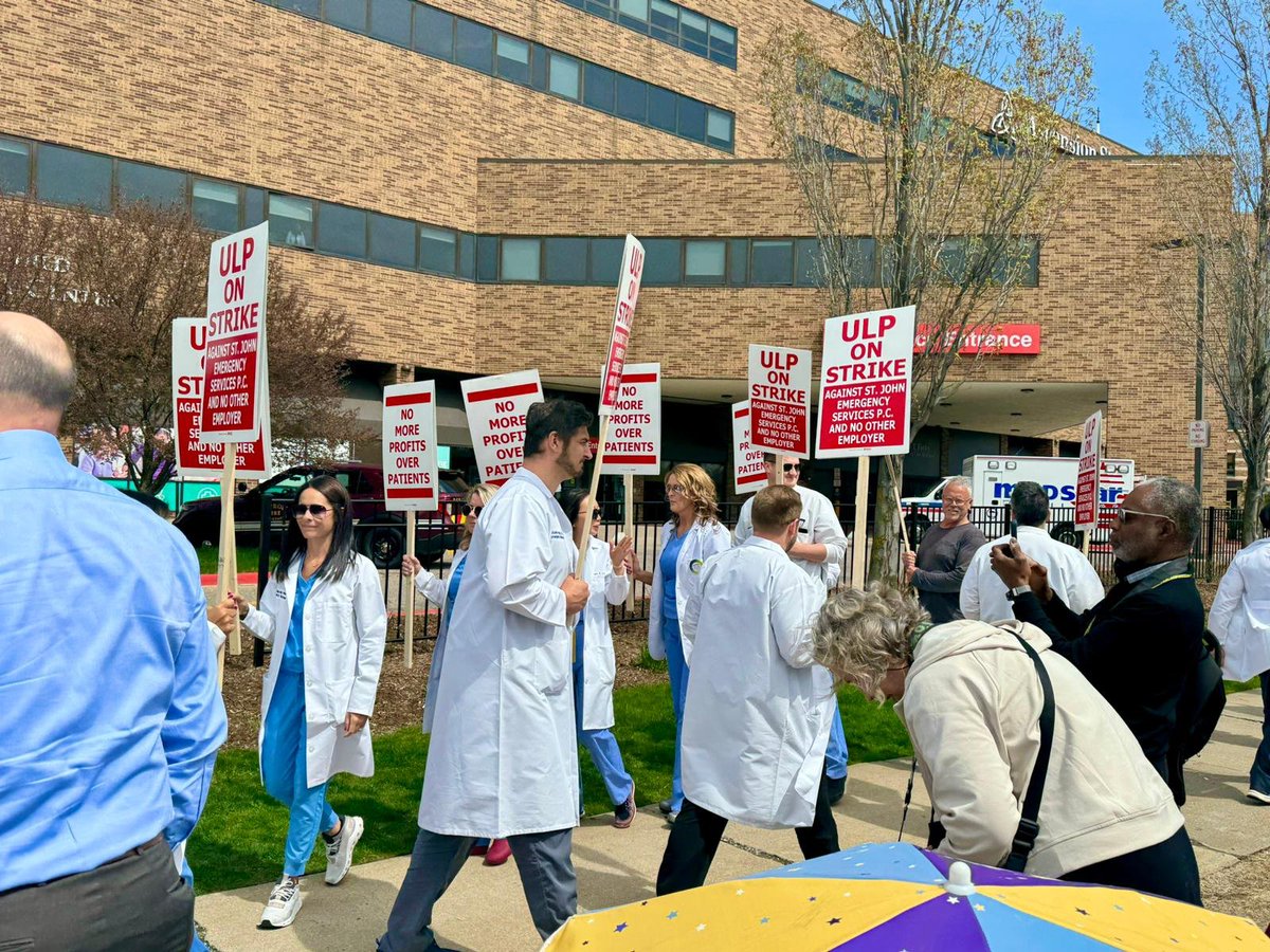 RIGHT NOW: Doctors in Detroit are on ULP strike to address how #PrivateEquity's takeover of St. John Hospital has worsened their jobs and patient care. @SenWarren @SenGaryPeters @TakeMedBack @SaveOurER