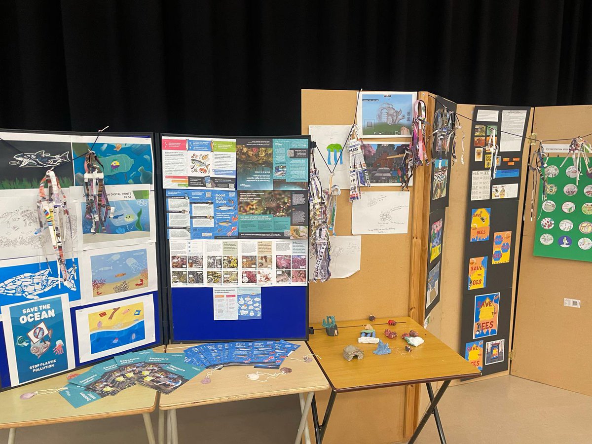 rood_arts's tweet photo. Today we celebrated Earth day with an exhibition of all our pupils work - raising awareness for how much rubbish gets thrown into the ocean! We are so impressed at all the amazing sculptures and paintings our pupils have created! https://t.co/laqznPKiqK