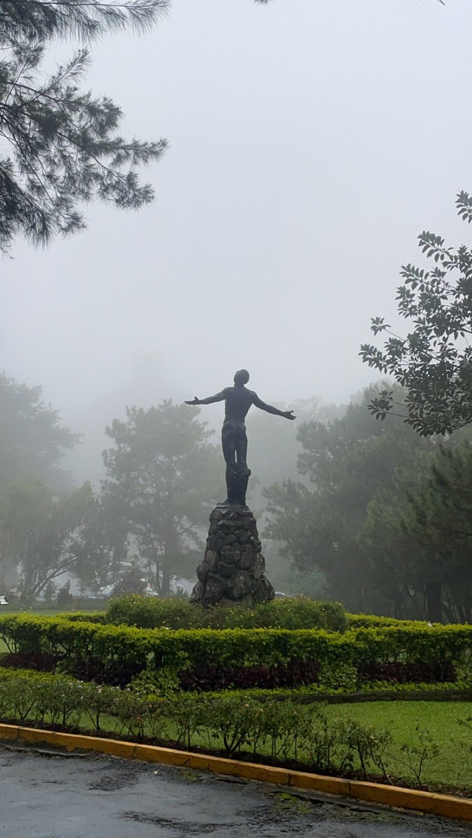 🌻🍓

Militanteng pagbati sa mga bagong iskolar ng bayan! Isabuhay ang tunay na esensya ng pagiging iskolar NG bayan. Patuloy na pag-aralan ang lipunan at paglingkuran ang sambayanan!

Kita kits sa bulwagan ng aktibismo at kalayaang pang-akademiko!

#UPCAT2024
#UPBaguio