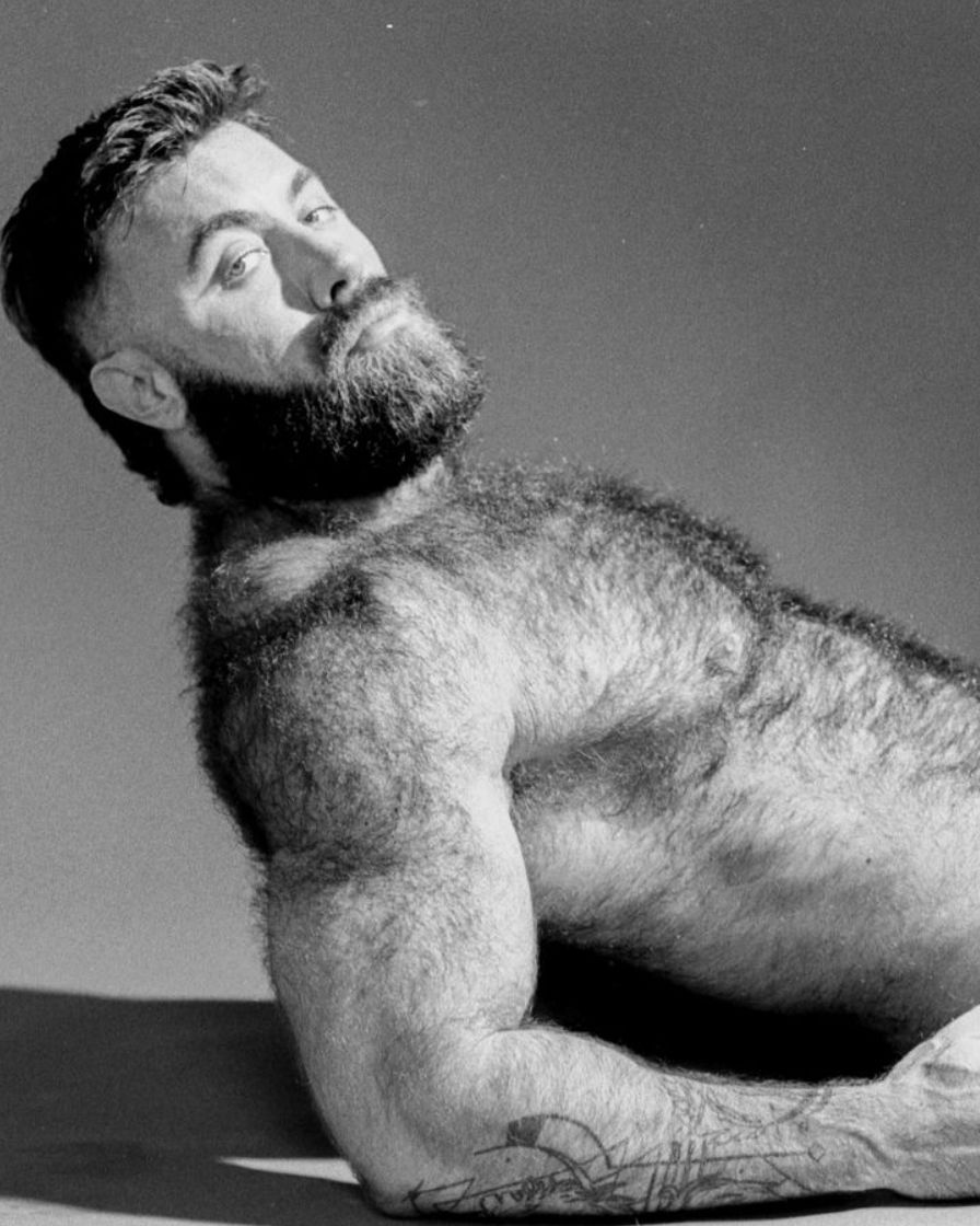 We agree that @TheXXXTeddyBear is body hair carved into marble. 📸 @jbalexander.studio