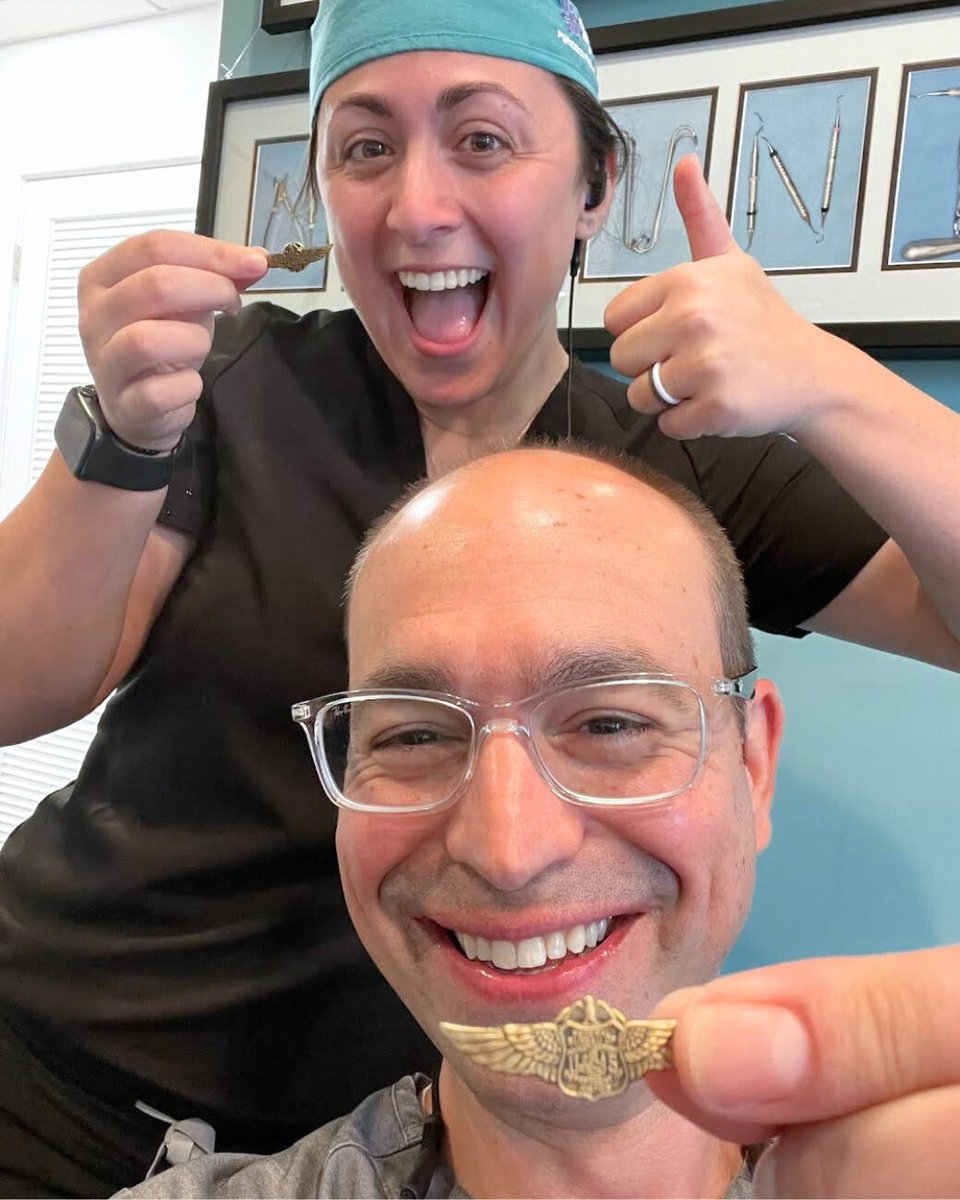 One of our patients gave both Dr. Dounis and Alex FBI wings! How cool is that?! 🎖 👏

#WeLoveOurPatients #FredericksburgVA #Periodontics