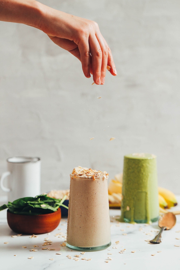 🥤 PROTEIN-PACKED smoothies! Whether you enjoy them for busy mornings 🏃‍♀️, post-workout recovery 🏋️‍♀️, afternoon slumps 🕒, or when not in the mood to cook, smoothies are a great way to get nutrition in a hurry! Tap the link to see the recipes: l8r.it/JStN