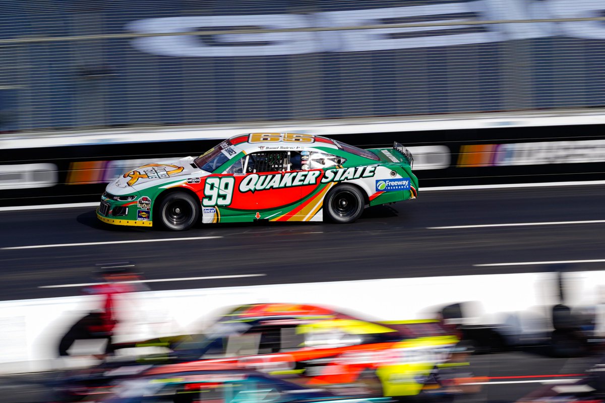 QuakerStateCA's tweet image. Still thinking about this win ⚡ #EnergizeYourEngine #TBT  

On se souvient encore de cette victoire ⚡ #EnergisezVotreMoteur #JeudiNostalgie