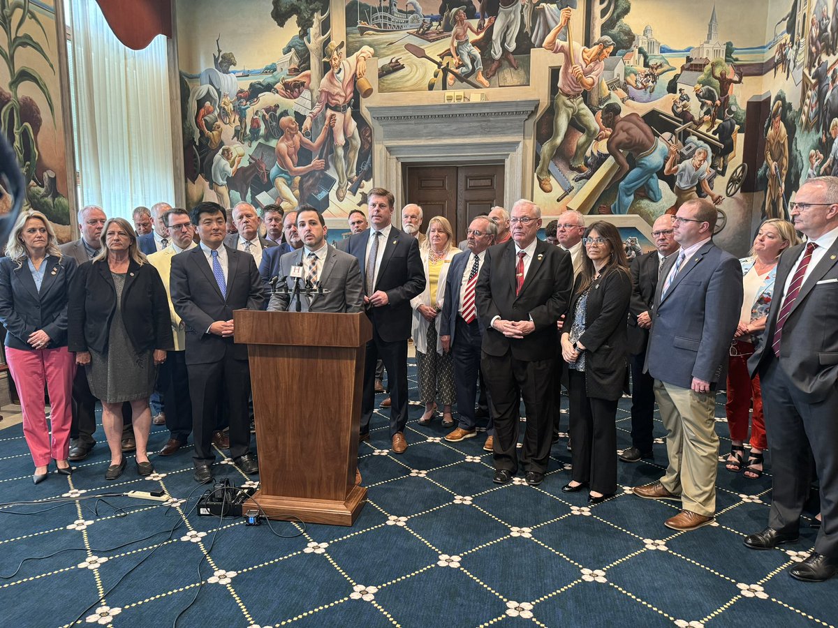 Dean Plocher (@deanplocher) on Twitter photo <a href="/phlchristo/">Phil Christofanelli</a> and Floor Leader Patterson spoke at our press conference announcing our successful passage of #SB727 I’m so proud to stand with my caucus members after passing an historic education bill that will make a HUGE difference in children’s lives.
#SchoolChoice <a href="/phlchristo/">Phil Christofanelli</a> and Floor Leader Patterson spoke at our press conference announcing our successful passage of #SB727 I’m so proud to stand with my caucus members after passing an historic education bill that will make a HUGE difference in children’s lives.
#SchoolChoice